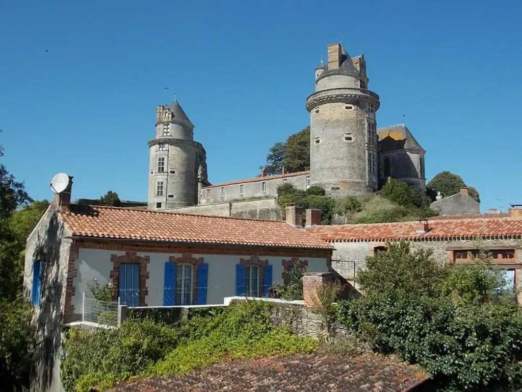 فندق Apremont في  Maison Ensoleillee المظهر الخارجي الصورة